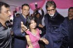 Amitabh Bachchan at the launch of Jayshree Sharad_s Skinfiniti clinic launch in bandra, Mumbai on 15th June 2013 (45).JPG